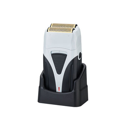 ماكينة حلاقة كهربائية قابلة لإعادة الشحن ببطارية 1200 مللي أمبير وشاشة رقمية للعناية بالرجال