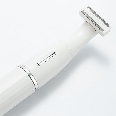 ماكينة حلاقة كهربائية متعددة الوظائف 6 في 1 مع أداة تشذيب شعر الأنف بضمان لمدة سنة واحدة وطاقة USB قابلة لإعادة الشحن