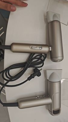 مجفف شعر محترف قابل للطي مع محرك BLDC وتكنولوجيا الأيونات للاستخدام في الصالون والمنازل