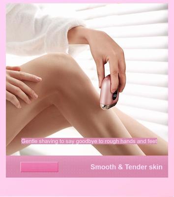 آلة حلاقة كهربائية مع شاشة رقمية قابلة للشحن 450mAh IPX6 عازلة للماء حلاقة جسم لمدة 90 دقيقة